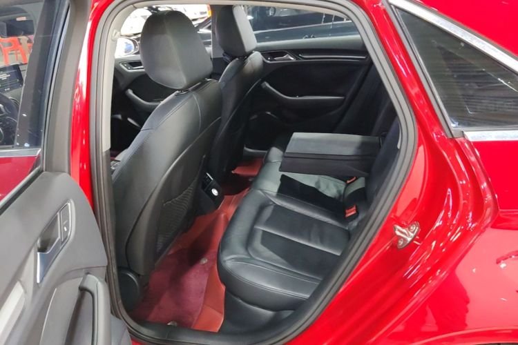 Audi A3 2017 car image #17