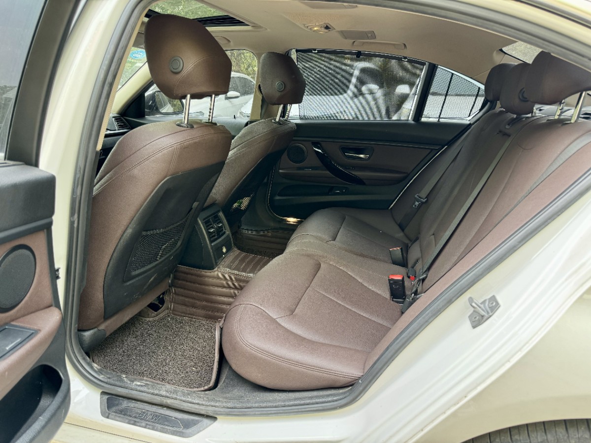 BMW 3 Series 2019 car image #4