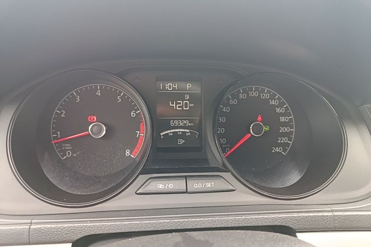 Volkswagen Lavida 2021 car image #16