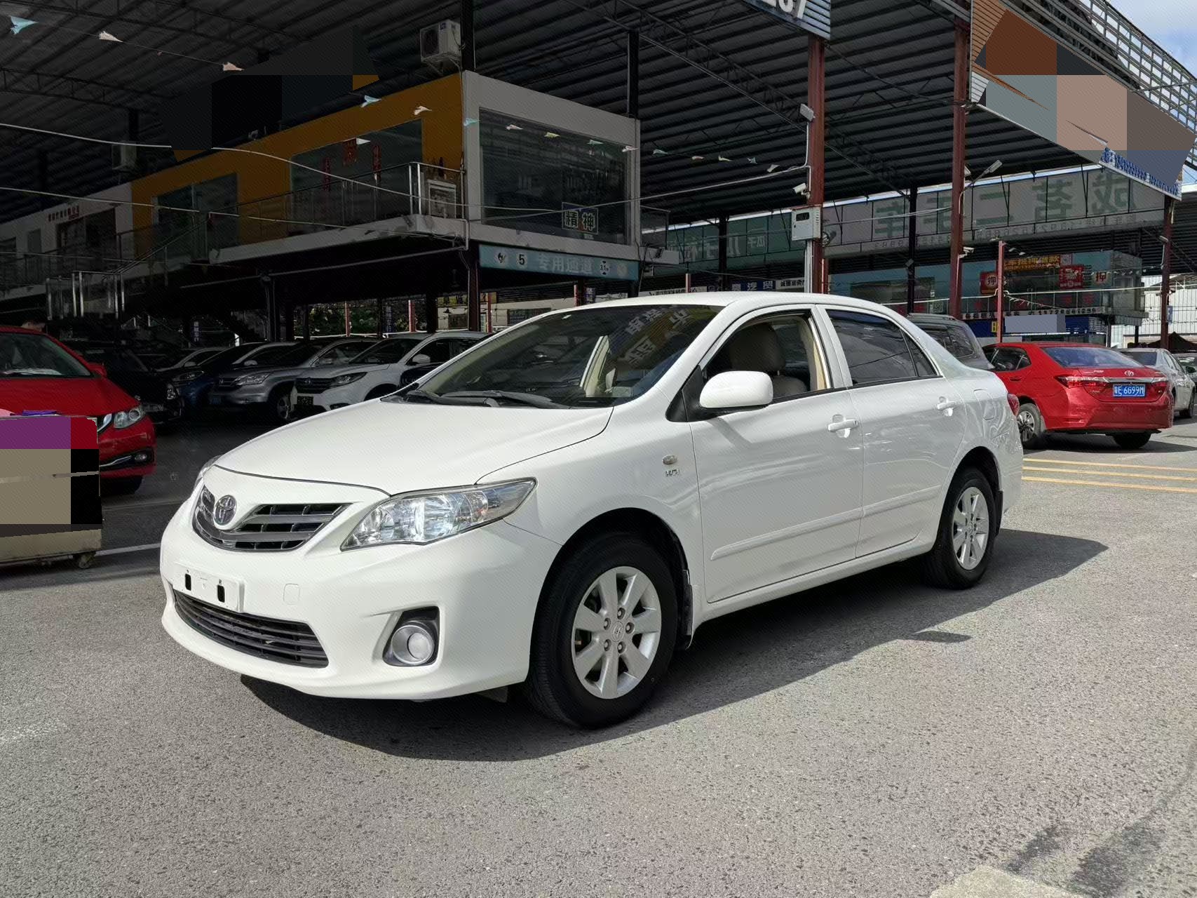 Toyota Corolla 2012 Toyota Corolla 2012 immagine di auto