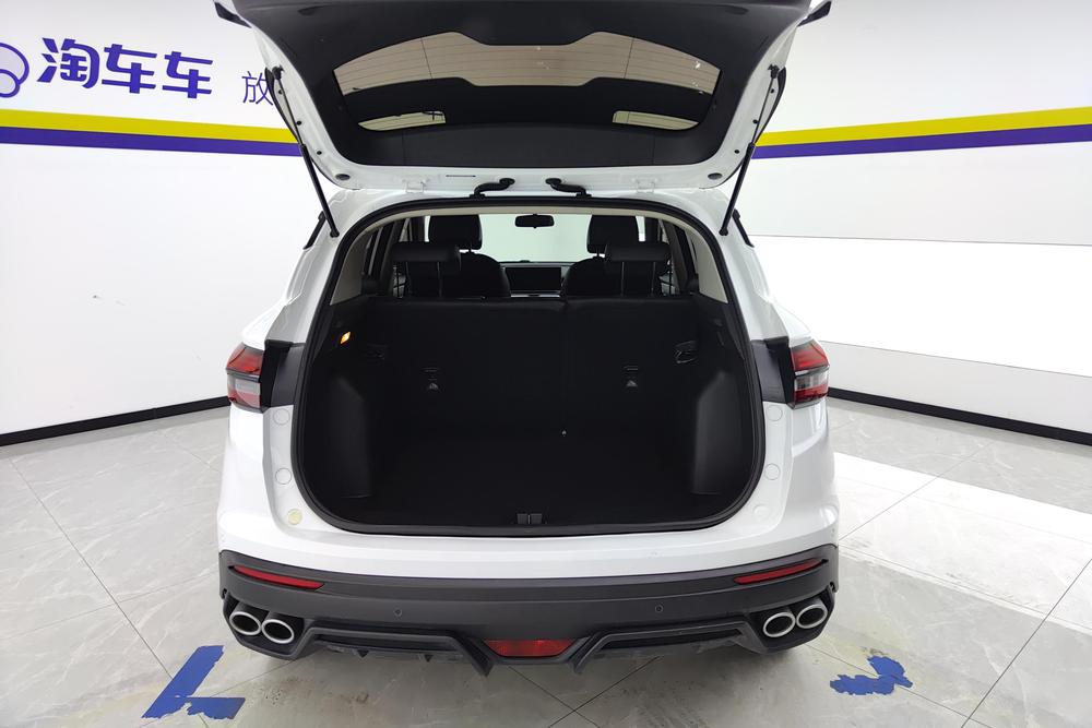 GEELY Coolray 2023 صورة سيارة #17