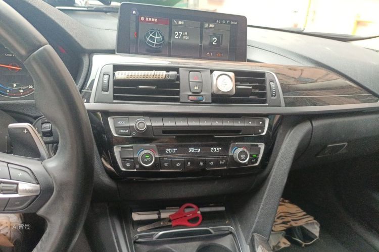 BMW 3 Series 2019 #15 BMW 3 Series 2019 car image #15