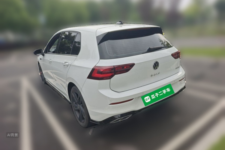 Volkswagen Golf 2024 car image #5