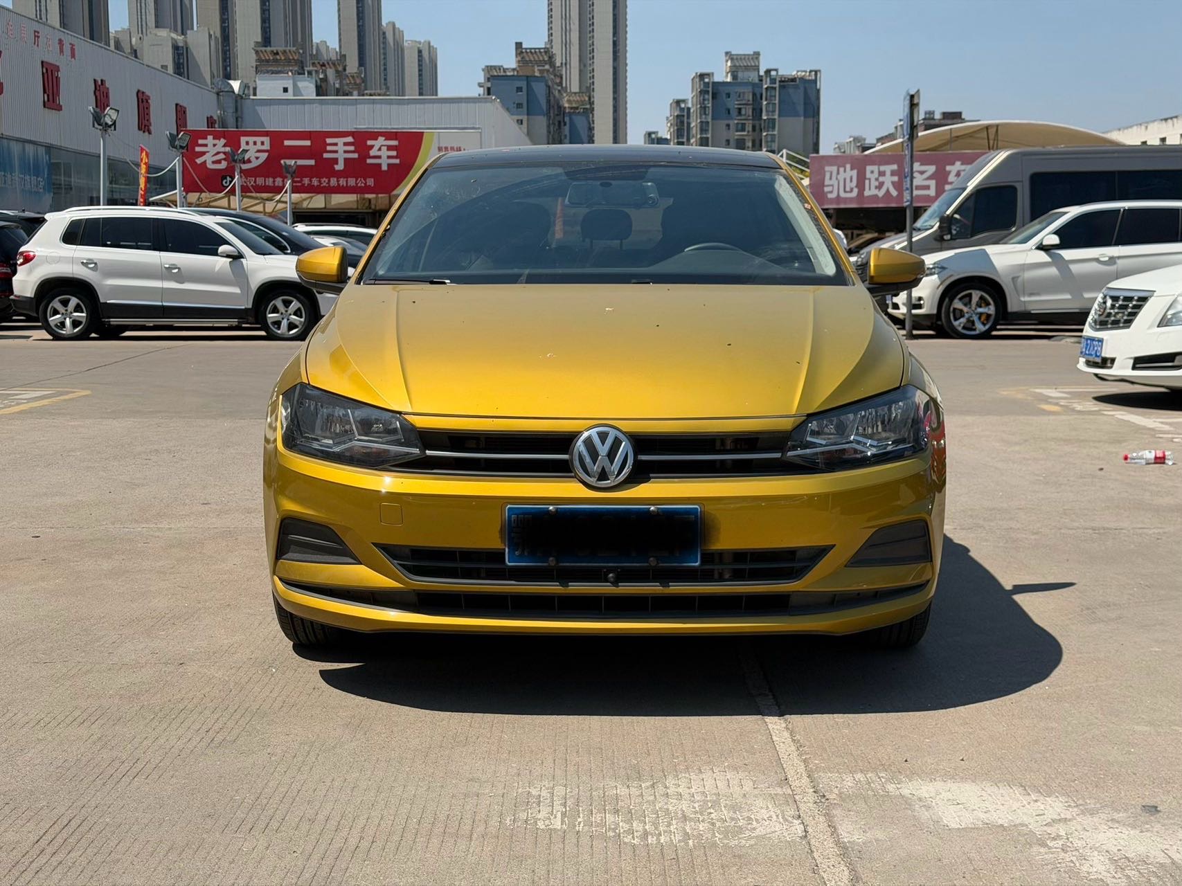 Volkswagen Polo 2020 car image #2