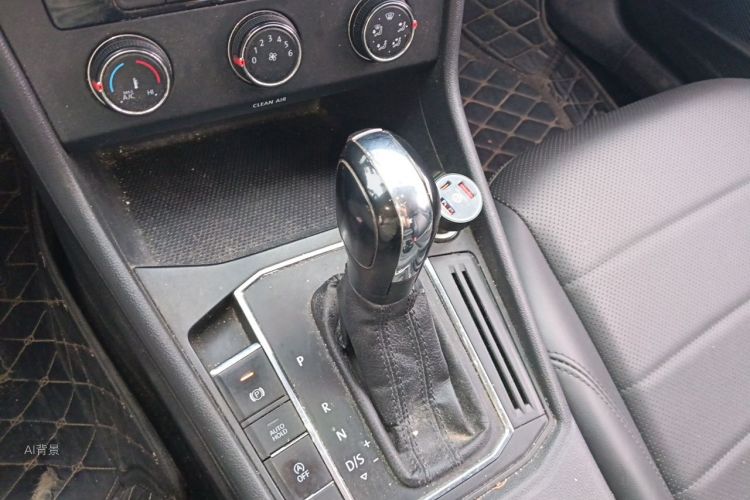 Volkswagen Lavida 2019 car image #16