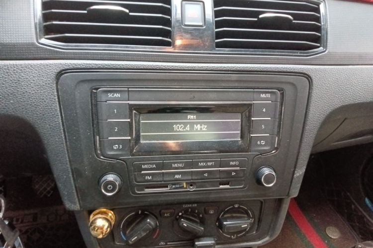 Volkswagen Santana 2019 #13 Volkswagen Santana 2019 car image #13
