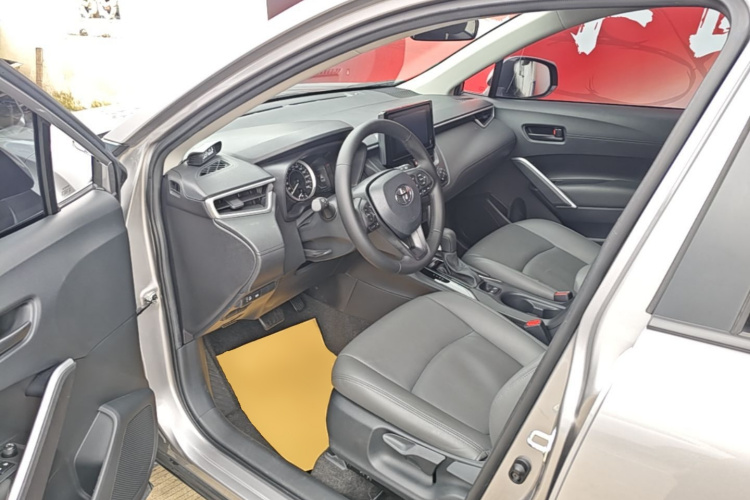 Toyota Corolla Cross 2022 car image #12