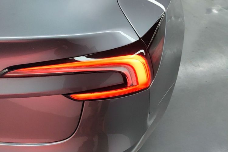 Tesla Model 3 2025 #8 Tesla Model 3 2025 car image #8