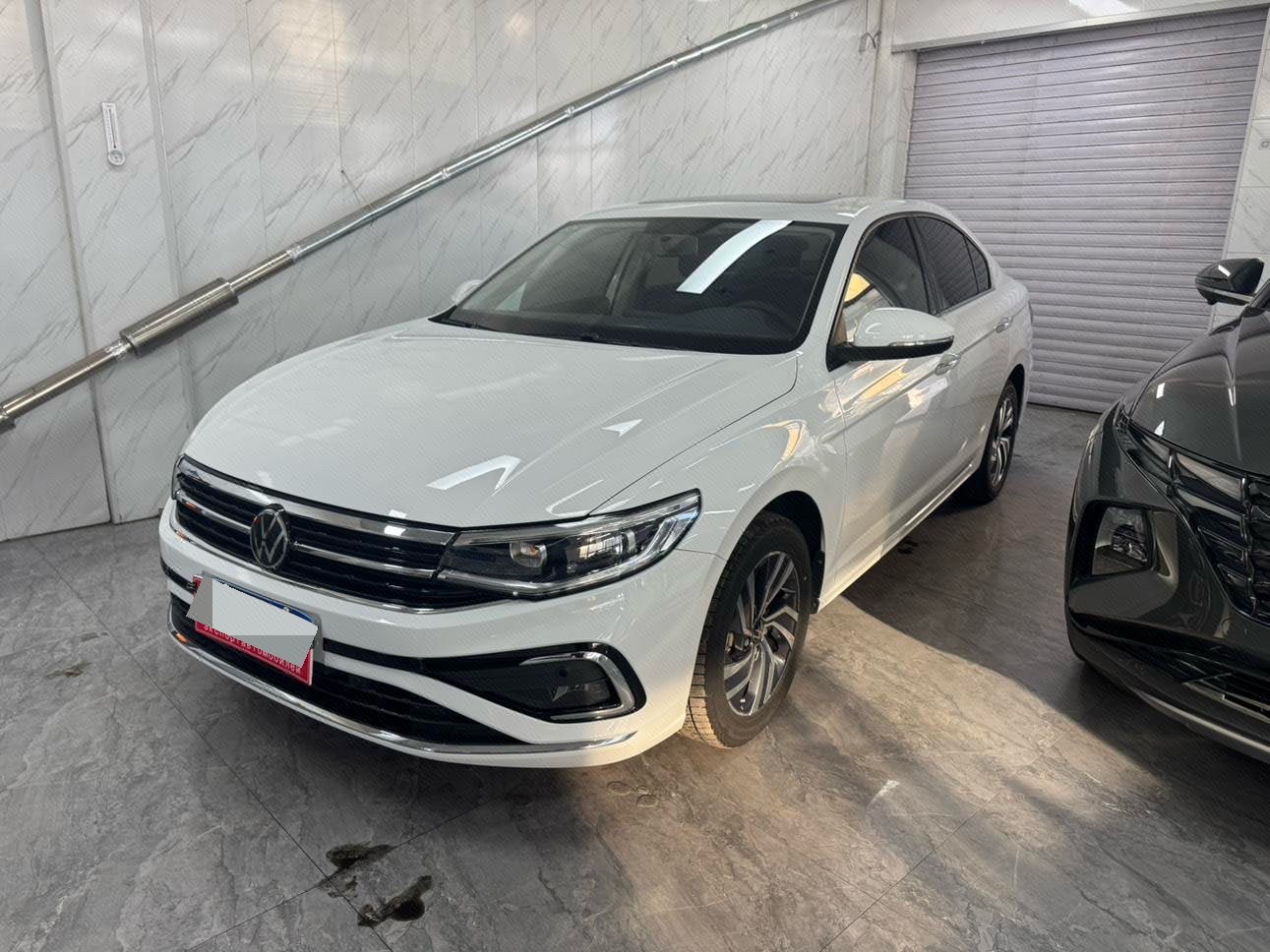 2023 2023 immagine di auto