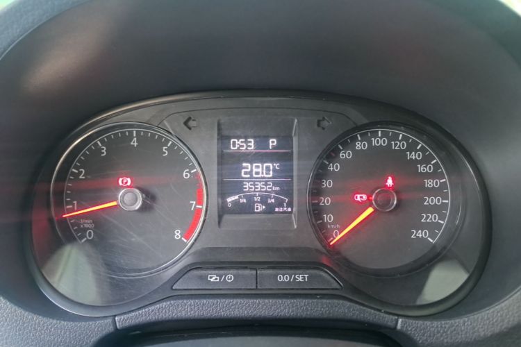Volkswagen Polo 2019 #16 Volkswagen Polo 2019 صورة سيارة #16