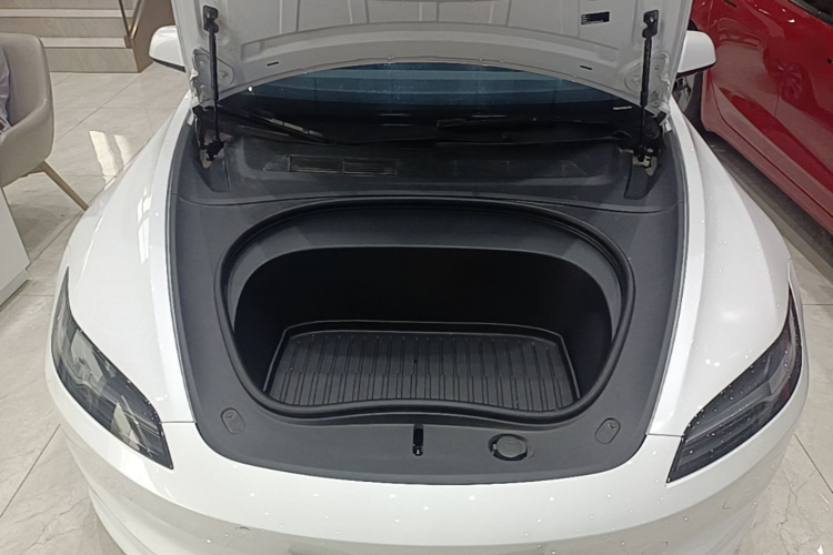 Tesla Model 3 2023 #20 Tesla Model 3 2023 car image #20