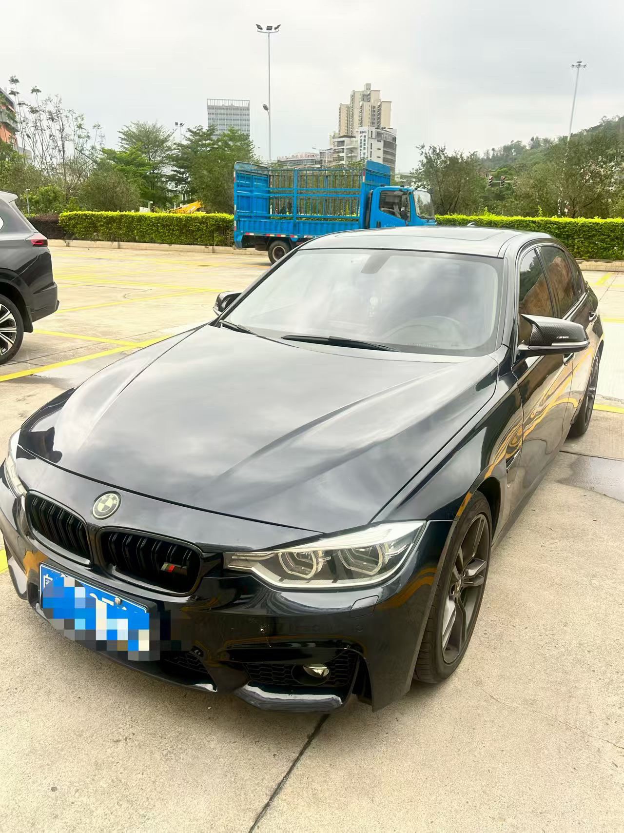 2017 2017 car image