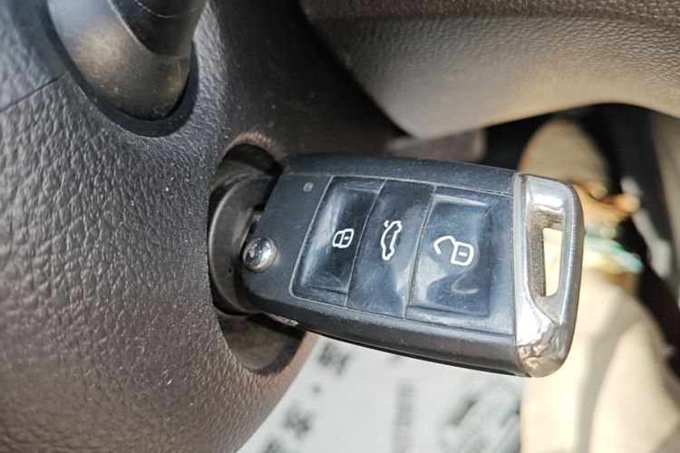 Volkswagen Lavida 2019 #9 Volkswagen Lavida 2019 car image #9
