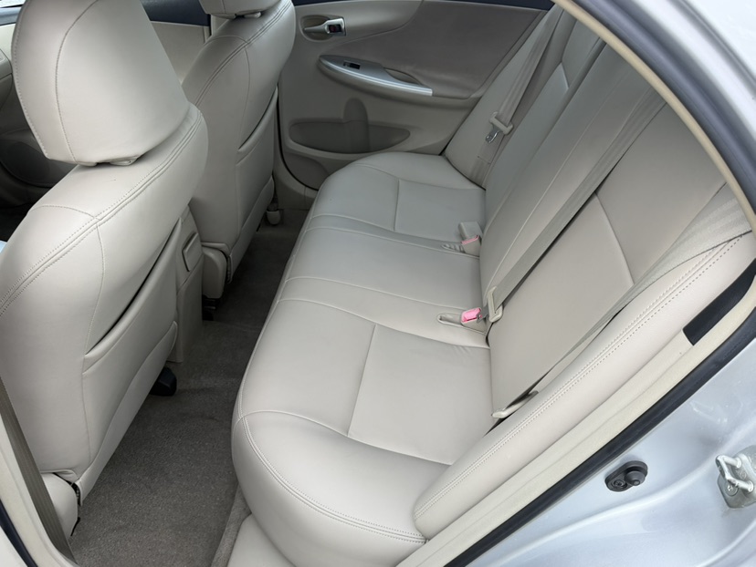 Toyota Corolla 2011 #6 Toyota Corolla 2011 car image #6