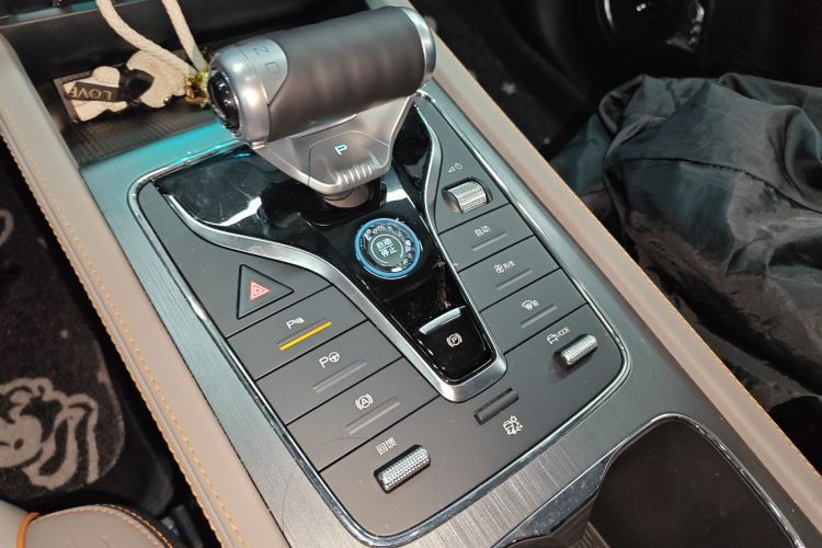 BYD Yuan Plus 2023 изображение автомобиля #29