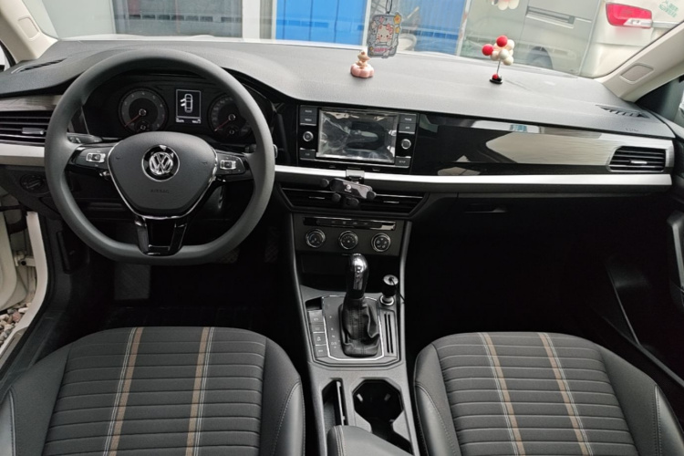 Volkswagen Lavida 2020 car image #10