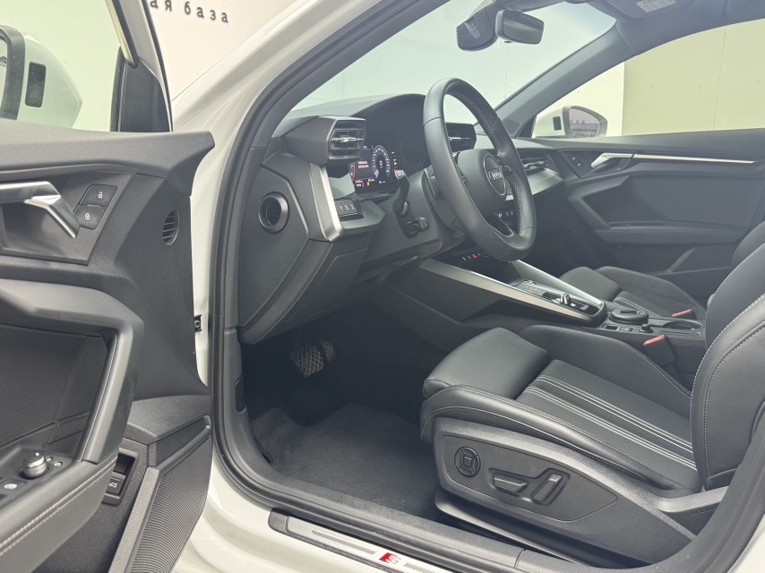 Audi A3 2022 car image #4