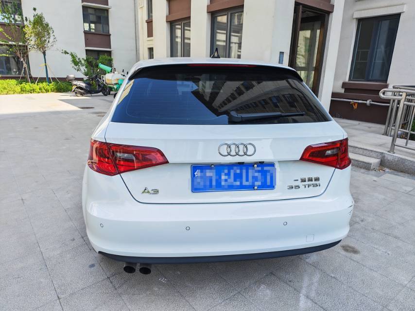 Audi A3 2018 imagen de coche #2