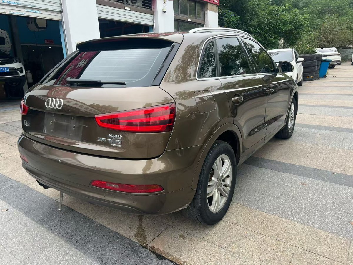 Audi Q3 2014 immagine di auto #9
