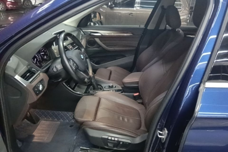 BMW X1 2019 car image #15