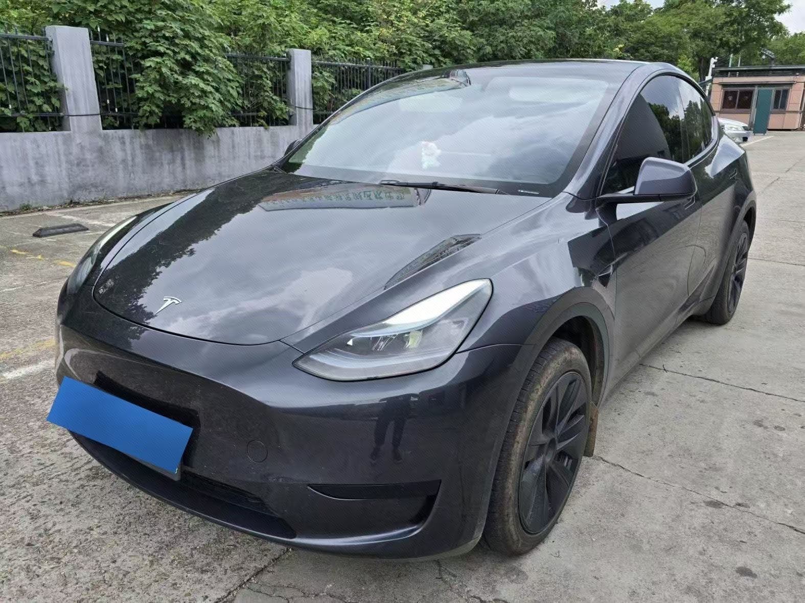 Tesla Model Y 2024 Tesla Model Y 2024 car image