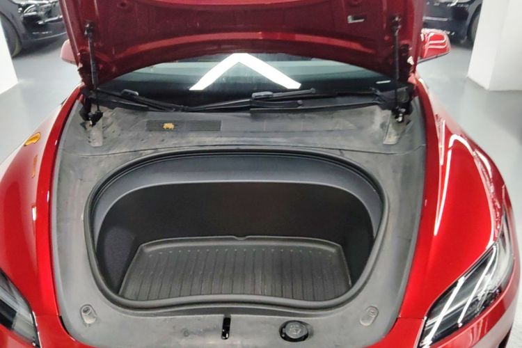 Tesla Model 3 2024 car image #20