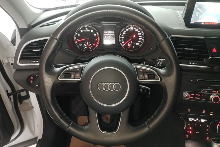 Audi Q3 2017 #11 Audi Q3 2017 car image #11