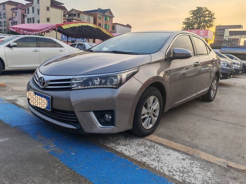 Toyota Corolla 2015 Toyota Corolla 2015 car image
