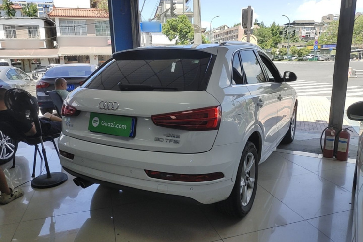 Audi Q3 2018 #7 Audi Q3 2018 car image #7