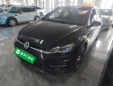 Volkswagen Golf 2018 صورة سيارة 