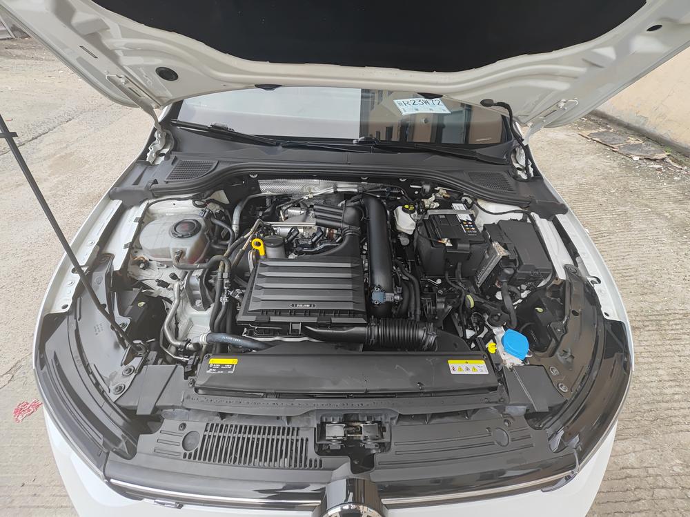 Volkswagen Golf 2022 #9 Volkswagen Golf 2022 صورة سيارة #9