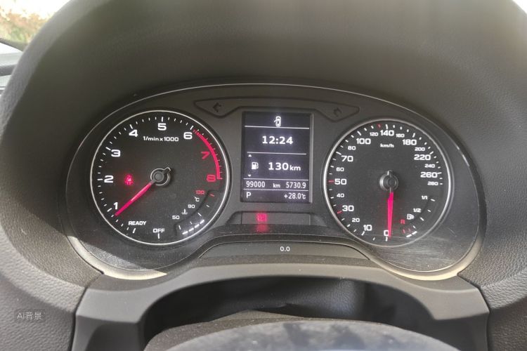 Audi A3 2018 car image #13
