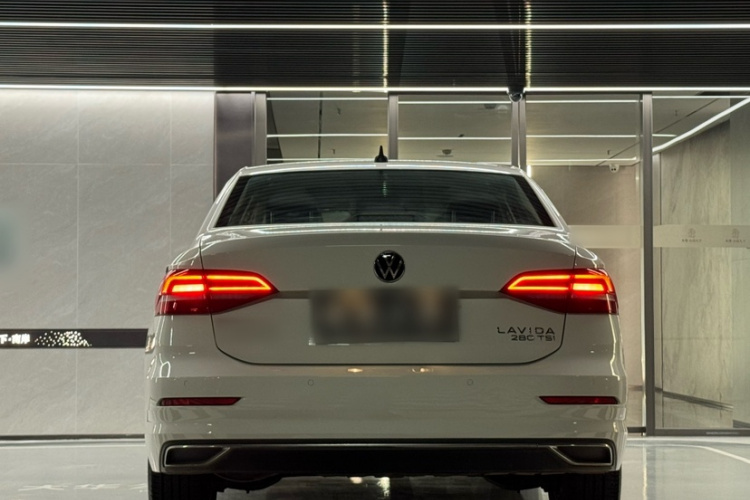 Volkswagen Lavida 2021 car image #11