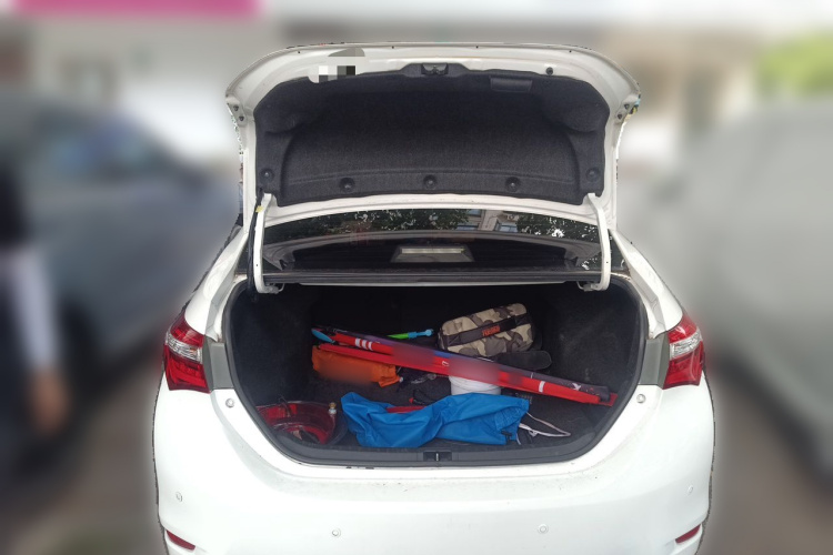 Toyota Corolla 2015 car image #17