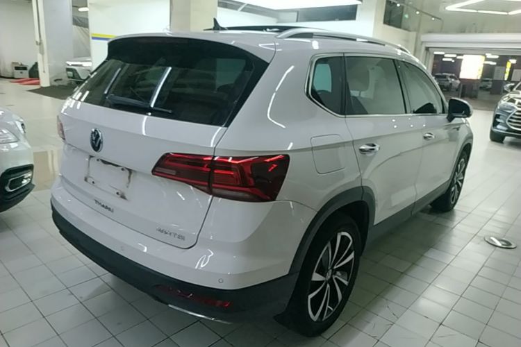 Volkswagen Tharu 2021 car image #7