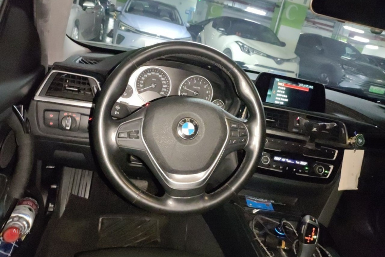 BMW 3 Series 2017 #12 BMW 3 Series 2017 car image #12