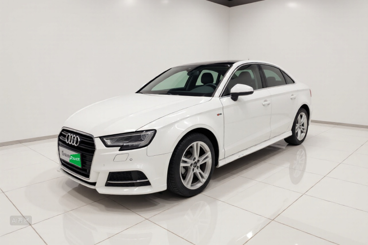 Audi A3 2019 car image #2