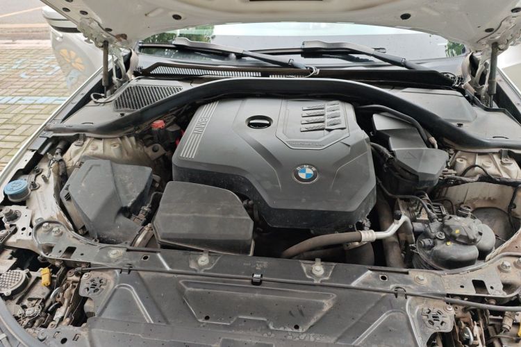 BMW 3 Series 2021 #22 BMW 3 Series 2021 car image #22