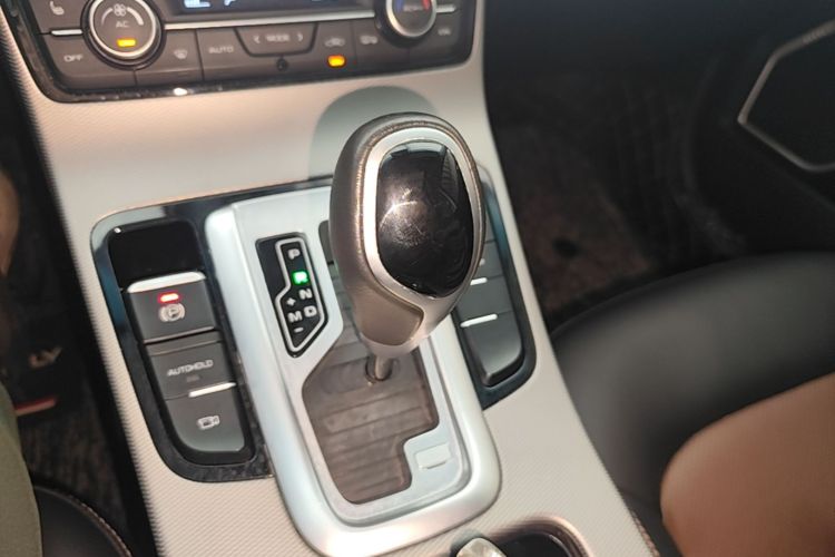 GEELY Emgrand GL 2018 car image #18