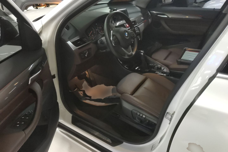 BMW X1 2018 #16 BMW X1 2018 car image #16