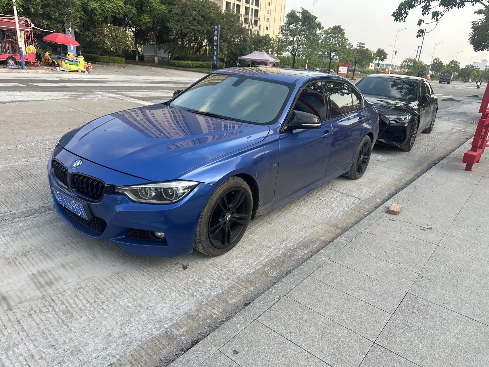 BMW 3 Series 2017 BMW 3 Series 2017 car image