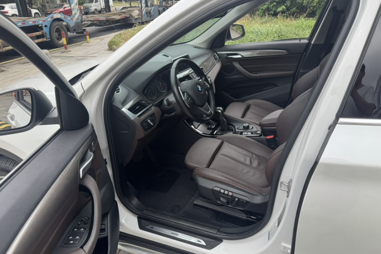BMW X1 2018 #20 BMW X1 2018 car image #20