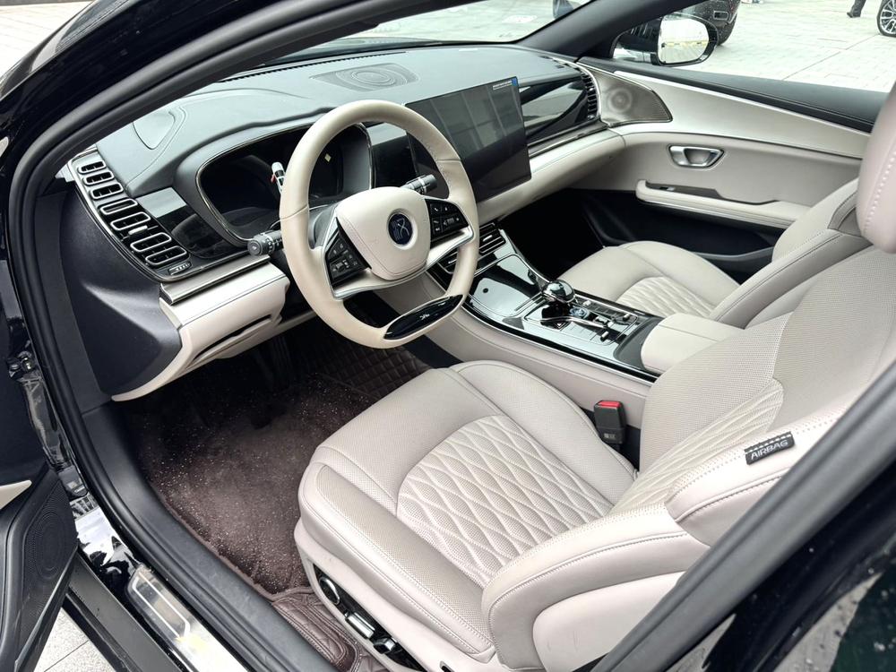 BYD Han 2024 car image #12