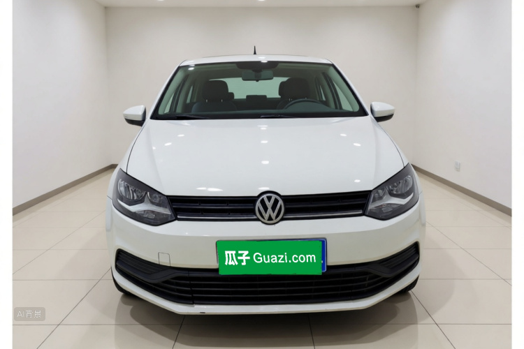 Volkswagen Polo 2015 car image #3