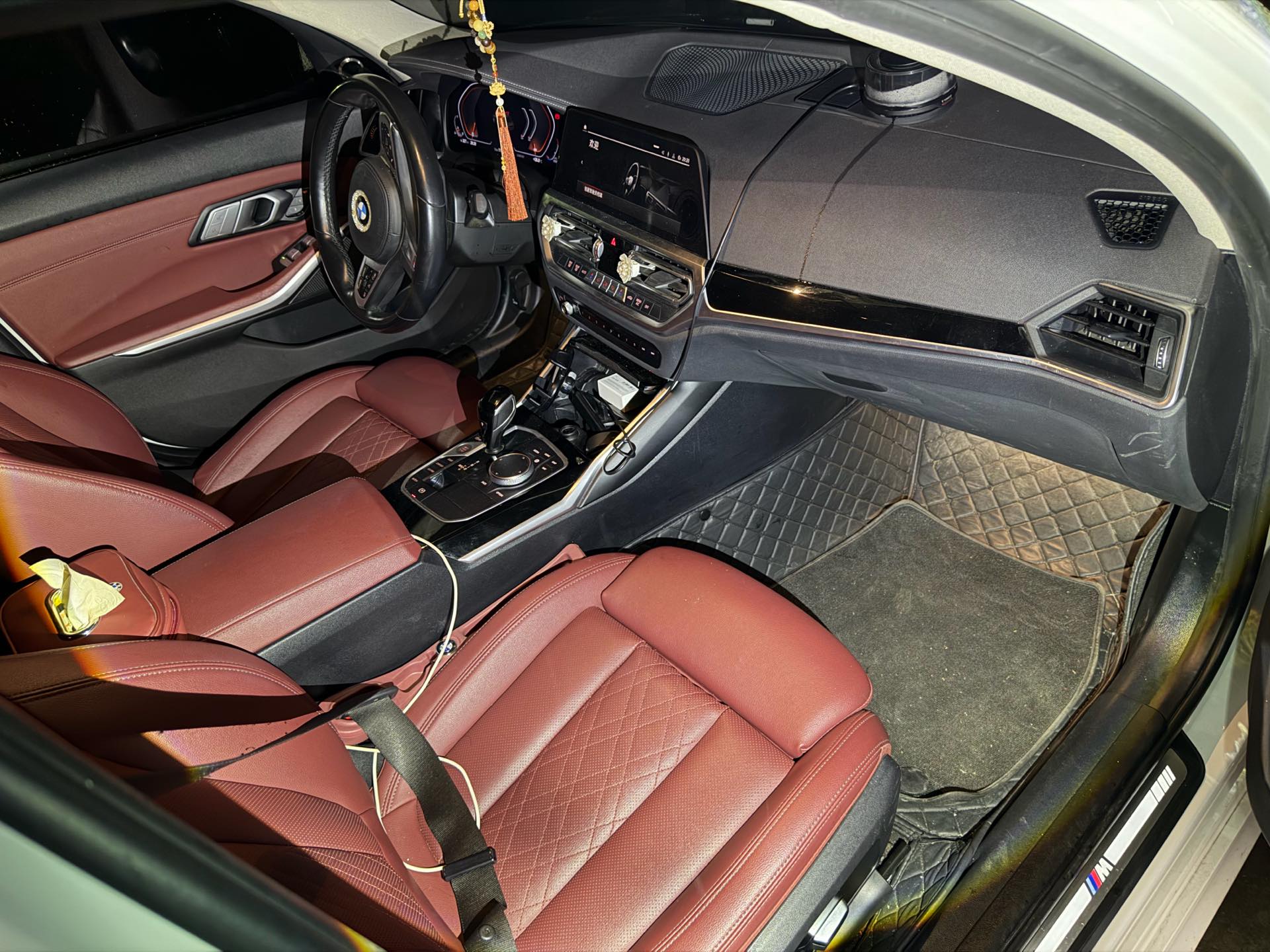BMW 3 Series 2022 car image #10