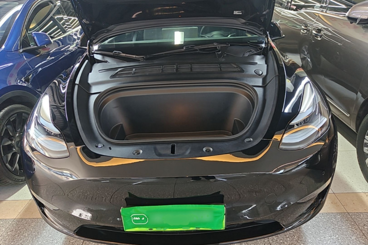 Tesla Model Y 2023 #20 Tesla Model Y 2023 car image #20