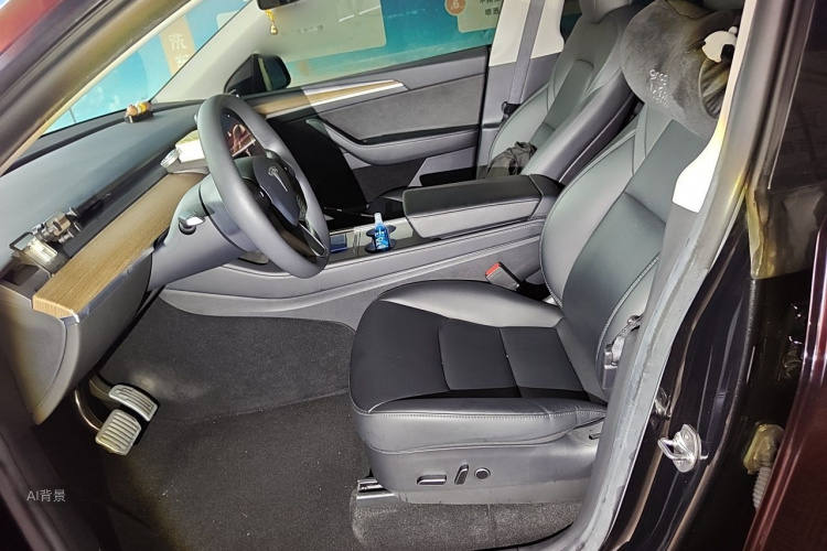 Tesla Model Y 2022 car image #17