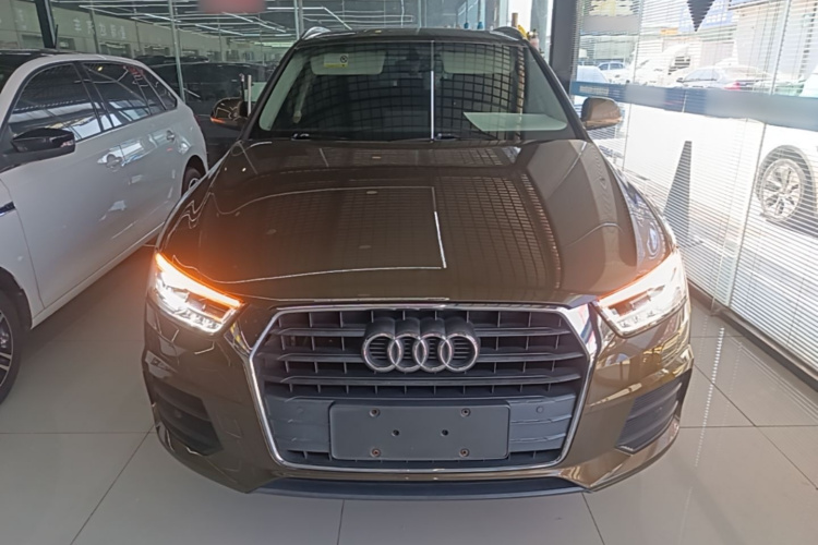 Audi Q3 2018 #3 Audi Q3 2018 car image #3