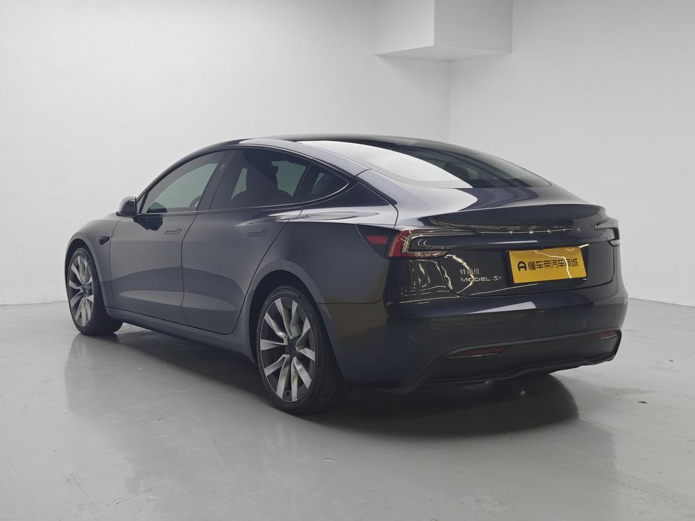 Tesla Model 3 2025 car image #5