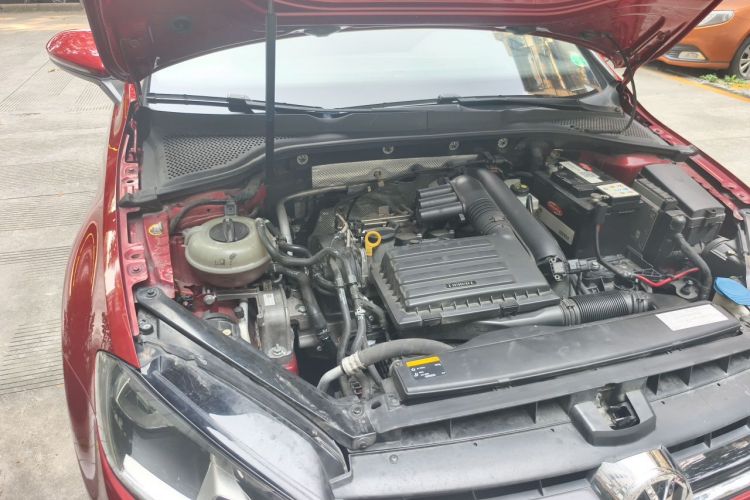 Volkswagen Golf 2015 car image #22